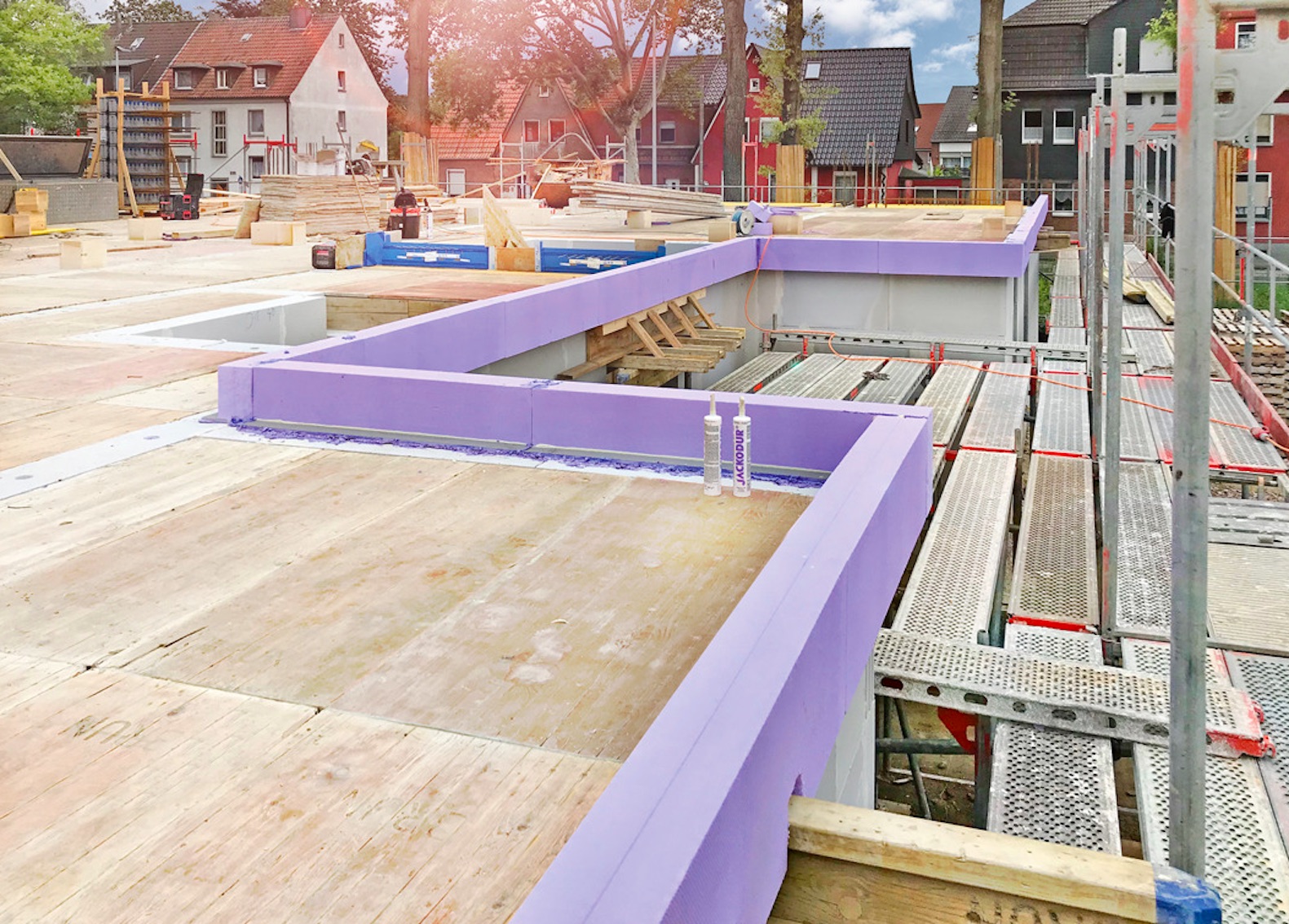 JACKODUR® Maxi - nieuwe randbekisting voor een uitzonderlijke isolatie van betonvloeren